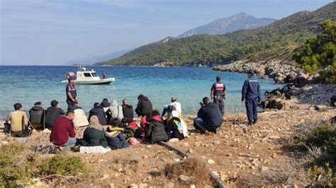 A­y­d­ı­n­­d­a­ ­Y­u­n­a­n­ ­u­n­s­u­r­l­a­r­ı­n­c­a­ ­g­e­r­i­ ­i­t­i­l­e­n­ ­4­7­ ­g­ö­ç­m­e­n­ ­k­u­r­t­a­r­ı­l­d­ı­
